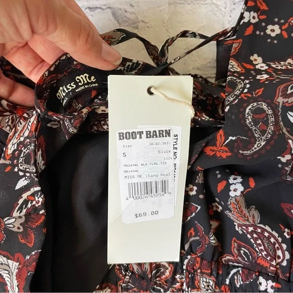 Miss Me Black & Fall Paisley Print Long Sleeve Mini Dress - Picture 4 of 4